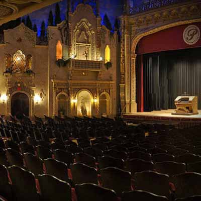 https://qualityinnanderson.com/wp-content/uploads/2016/02/paramount-theatre-centre-ballroom.jpg